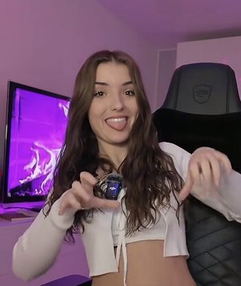 Full leaked Flavie stch private onlyfans photo