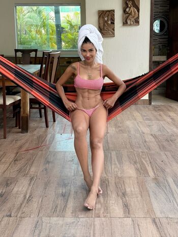 Full leaked Leehee express/ private onlyfans photo