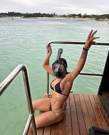 Full leaked Violet myers / private onlyfans photo