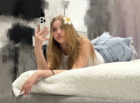 Full leaked Flooora o private onlyfans photo