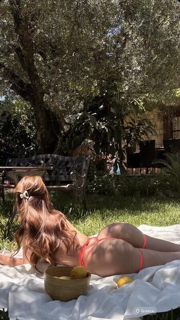 Full leaked Floralydo  page private onlyfans photo