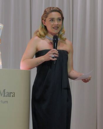 Full leaked Florence pugh private onlyfans photo