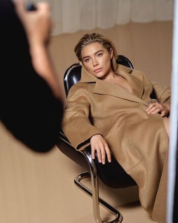 Full leaked Florence pugh private onlyfans photo