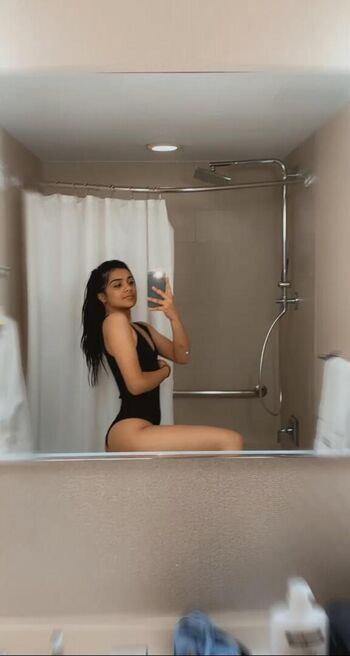 Full leaked Foreignjaan private onlyfans photo