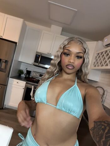 Full leaked Foreigntrinnn rapper private onlyfans photo