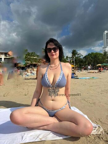 Full leaked Forest green private onlyfans photo