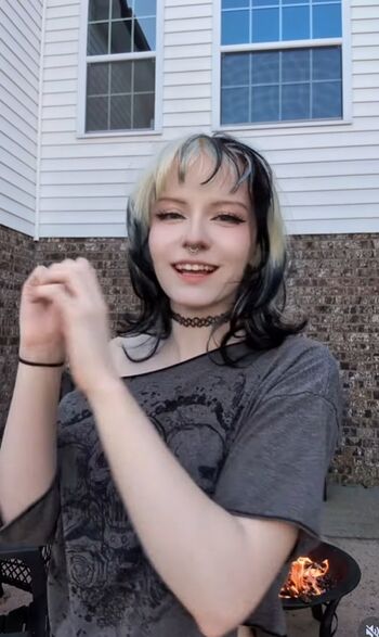 Full leaked Foxgirl allie private onlyfans photo