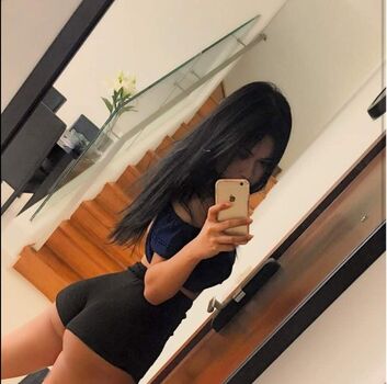 Full leaked Foxypomluvx private onlyfans photo
