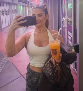 Full leaked Frankie b page private onlyfans photo
