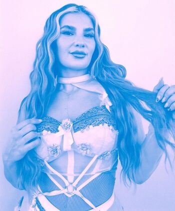 Full leaked Frankie b private onlyfans photo