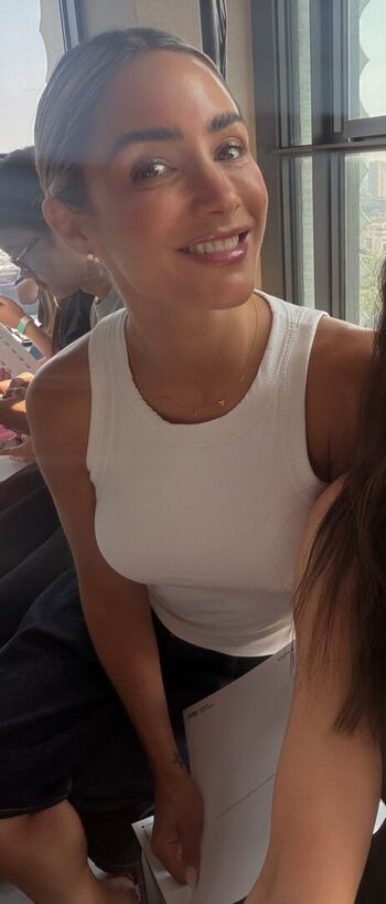 Full leaked Frankie bridge private onlyfans photo