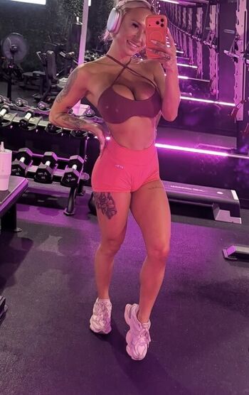Full leaked Frankieesuee private onlyfans photo