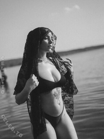 Full leaked Franzisunshine page private onlyfans photo