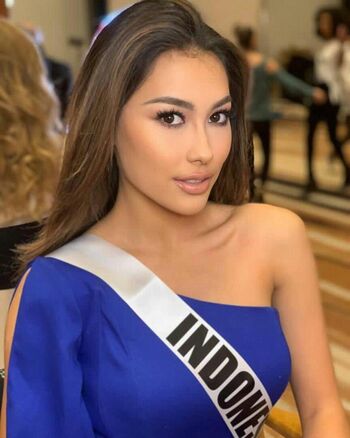 Frederika Alexis Cull