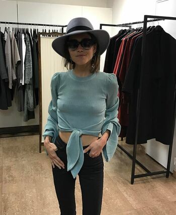 Full leaked French celebrities only singer page private onlyfans photo