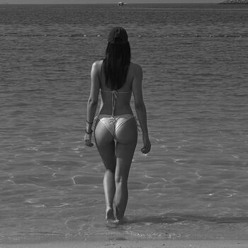 Full leaked French celebrities only singer page private onlyfans photo