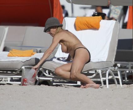 French Celebrities Only (Singer