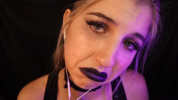 Full leaked Frivolousfox asmr  page private onlyfans photo