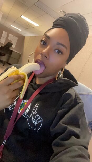 Full leaked Fromfatmawithxoxo private onlyfans photo