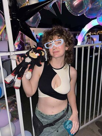 Full leaked Funkyfrogbait private onlyfans photo