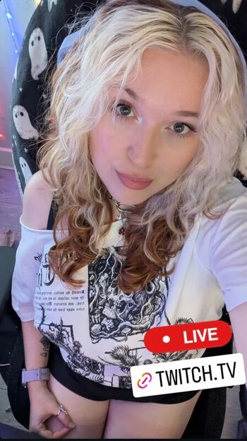 Full leaked G birb private onlyfans photo