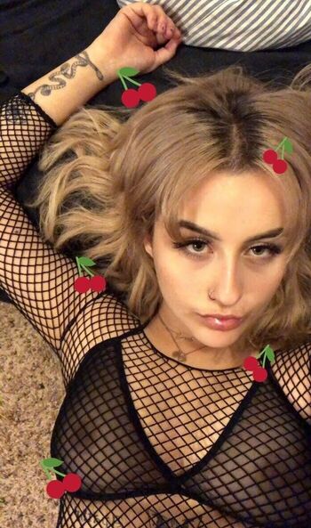 Full leaked Gatgirl  page private onlyfans photo