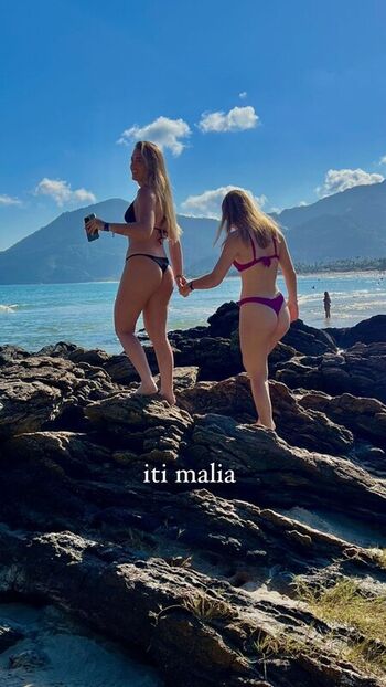 Full leaked Gabi amaral page private onlyfans photo
