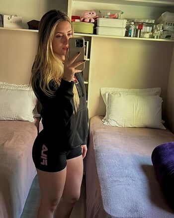 Full leaked Gabi amaral private onlyfans photo