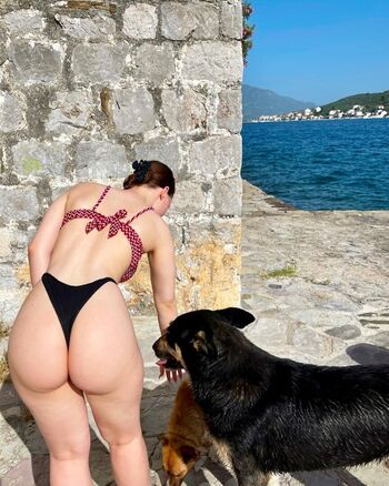 Full leaked Gabriela caat private onlyfans photo
