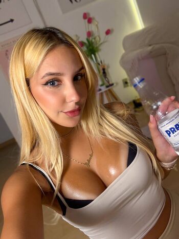 Full leaked Gabriela dutra private onlyfans photo