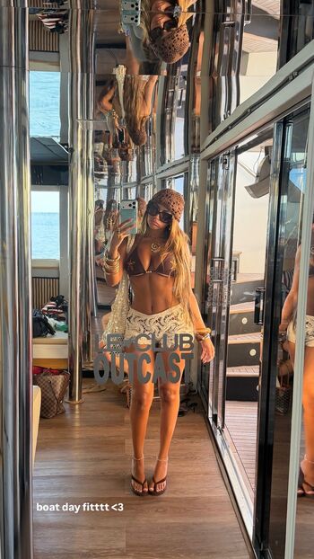 Full leaked Gabriela moura page private onlyfans photo