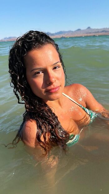 Full leaked Gabriella saraivah private onlyfans photo