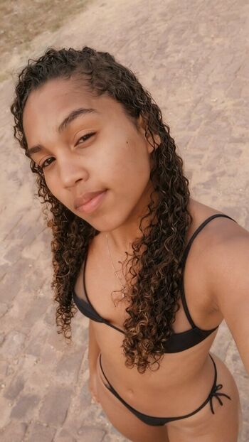 gaby__mendes_