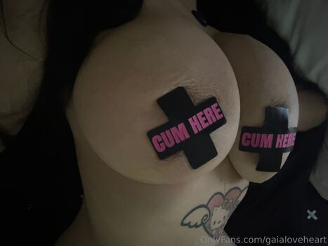 Full leaked Gaialoveheart private onlyfans photo