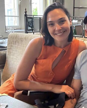 Full leaked Gal gadot page private onlyfans photo