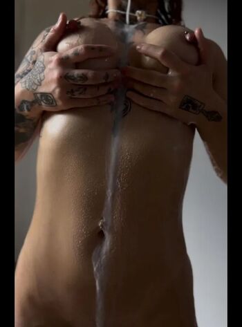 Full leaked Galaxy private onlyfans photo