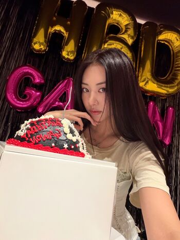 Full leaked Gawon page private onlyfans photo