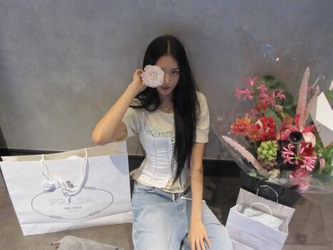 Full leaked Gawon private onlyfans photo