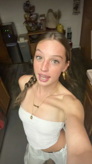 Full leaked Gbawls private onlyfans photo