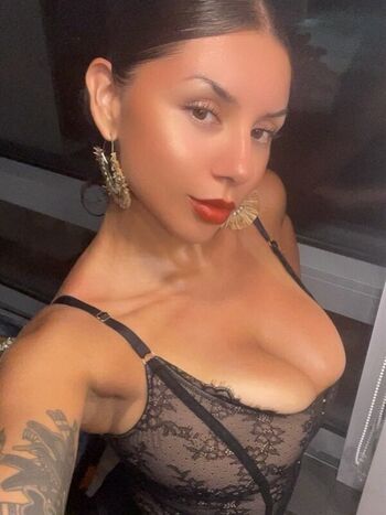Full leaked Geecamacho private onlyfans photo