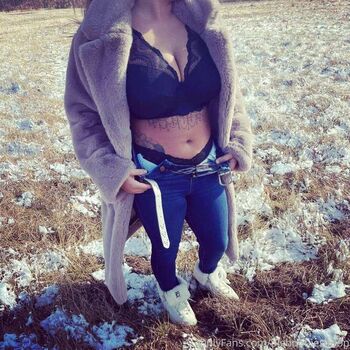 Full leaked Ariel lilit/ private onlyfans photo