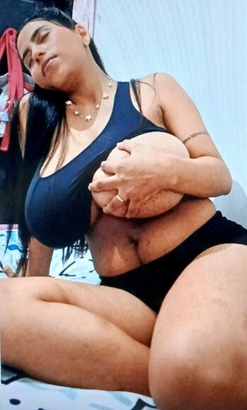 Full leaked Genemigui private onlyfans photo