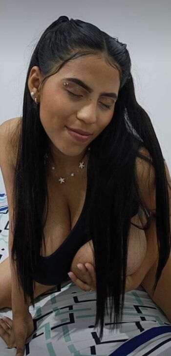 Full leaked Genemigui private onlyfans photo