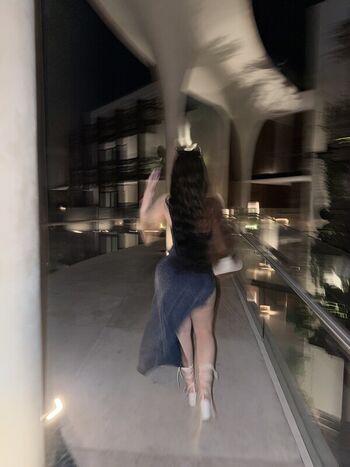 Full leaked Genesiscruzsisi private onlyfans photo