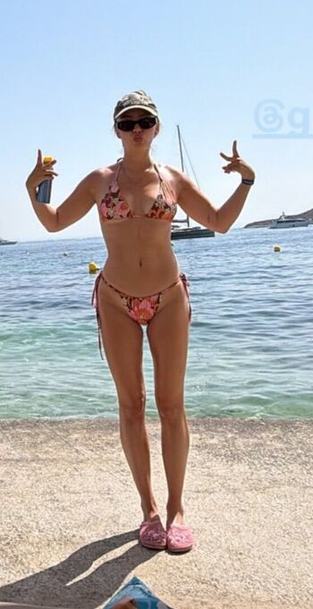 Full leaked Genevieve hannelius private onlyfans photo