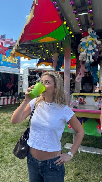 Full leaked Genevieve hannelius private onlyfans photo