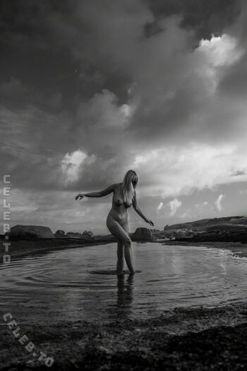 Full leaked Genevieve morton page private onlyfans photo