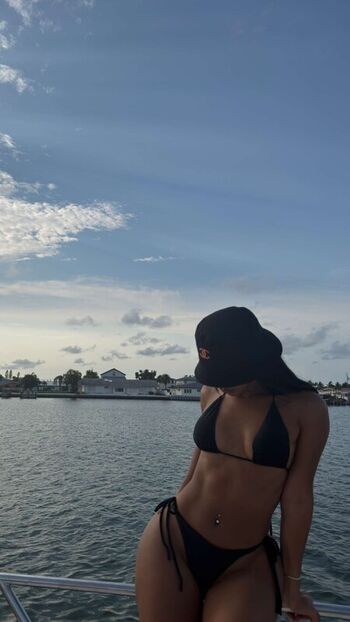 Full leaked Georgellys coronel private onlyfans photo