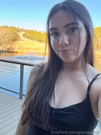 Full leaked Giannagreyx private onlyfans photo