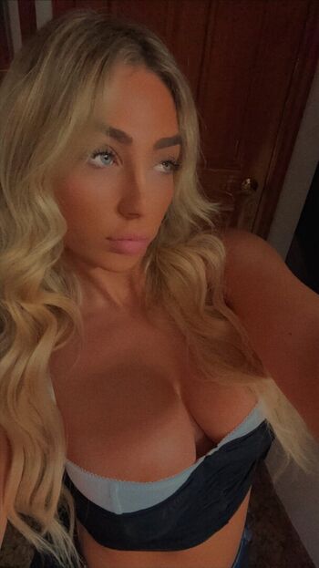 Full leaked Giannaxtaylor private onlyfans photo